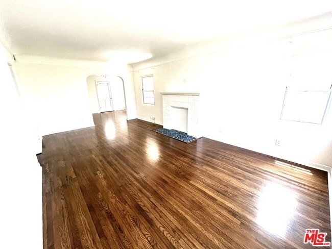 Building Photo - 1268 S Highland Ave