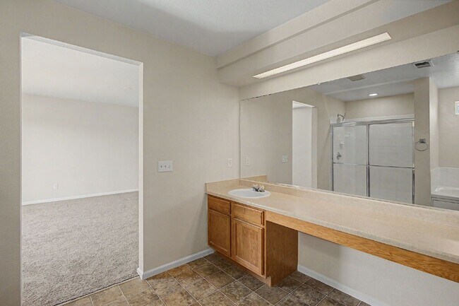 Building Photo - 21390 E 48th Pl