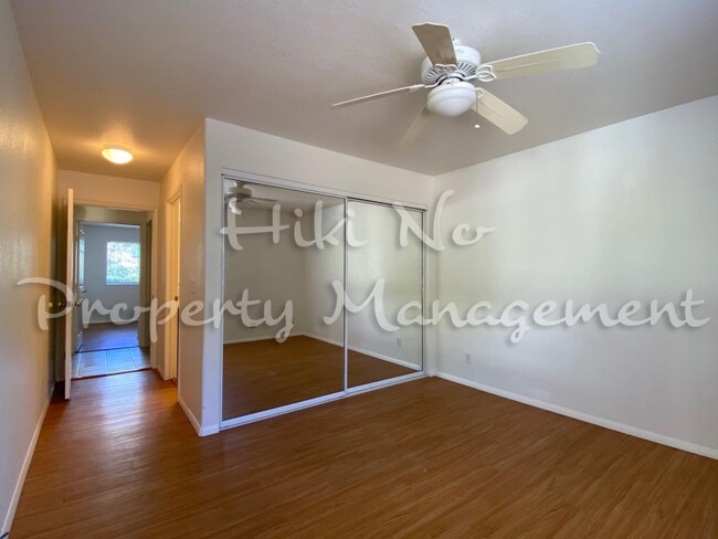 Building Photo - 75-6081 ALII DR, Apt D103