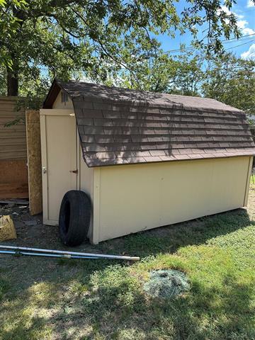 Building Photo - 9703 Elmcrest Dr