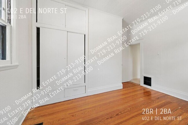 Building Photo - 402 E Del Norte St