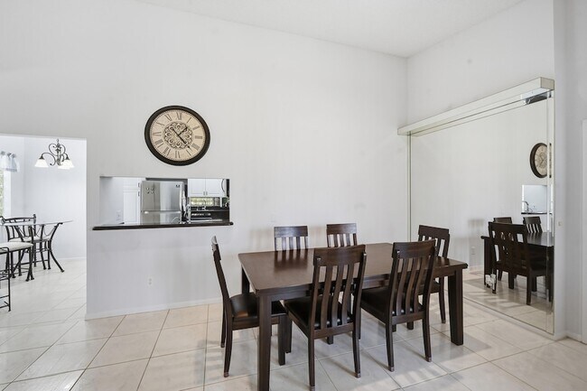 Building Photo - 5395 Firenze Dr