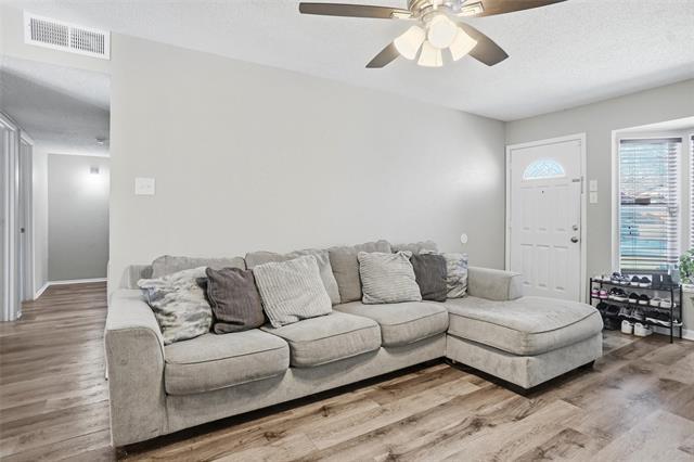 Building Photo - 5544 Dunson Dr