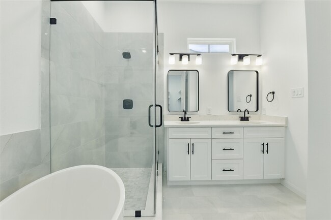 Building Photo - 9902 Clark Rd