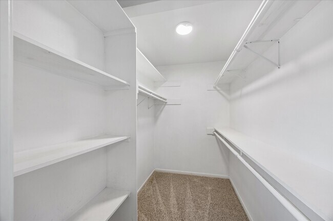 Building Photo - 12322 Nova Ct