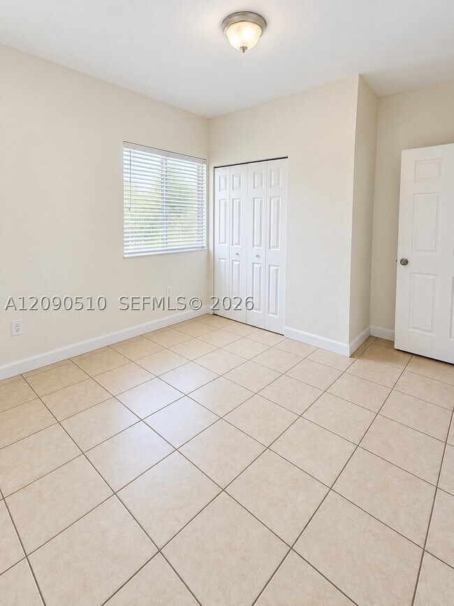 Building Photo - 26526 SW 138th Ave