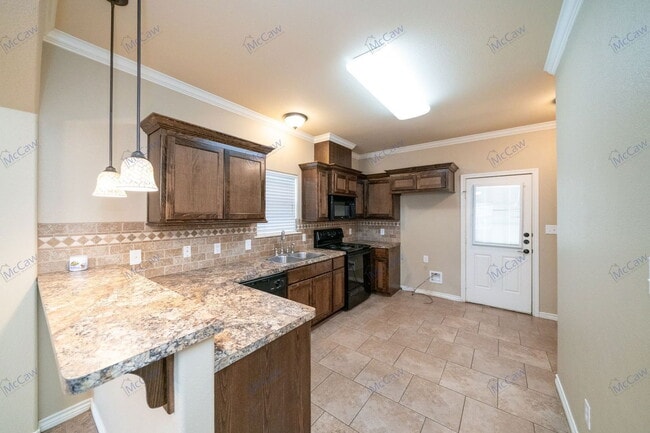 Building Photo - 1612 Stanley Drive