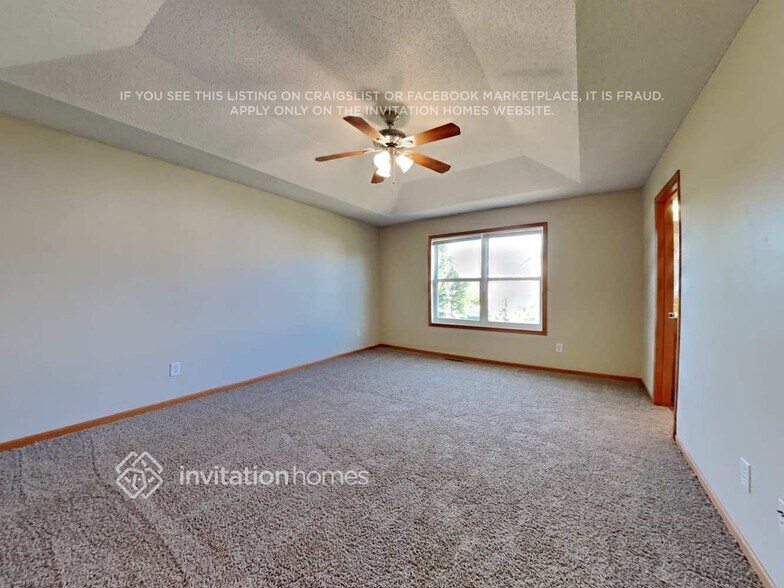 Building Photo - 11169 Walnut Ln