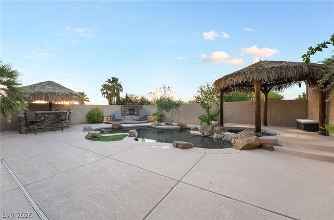 Building Photo - 2676 Lochleven Way