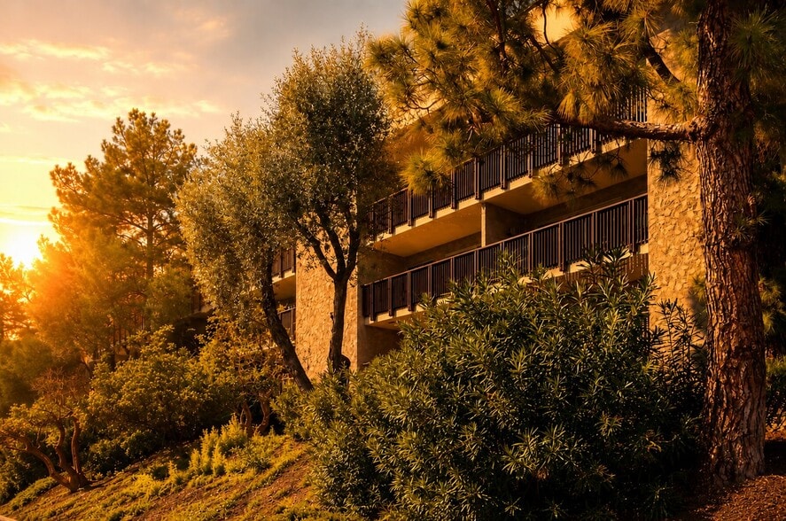 Building Photo - 6202 Friars Rd