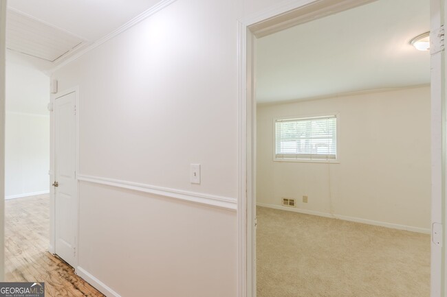 Building Photo - 1435 Cedar Creek Ln