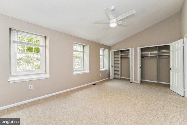 Building Photo - 12220 Tildenwood Dr
