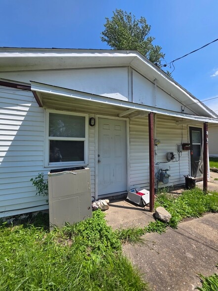 Building Photo - 801 Cantrell Heights St