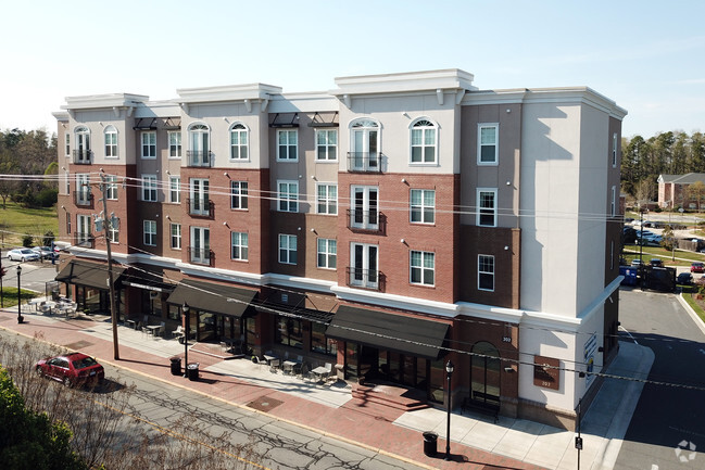 The Park Place at Elon - Elon, NC | Apartment Finder