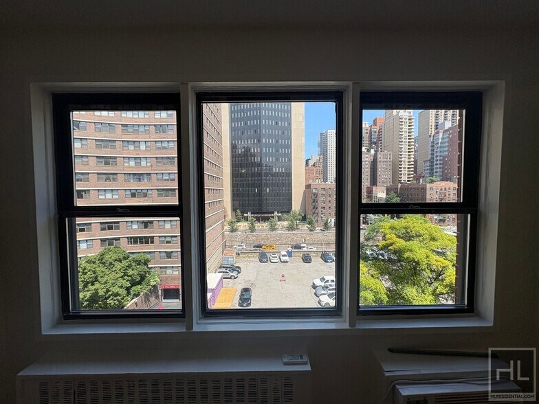 Building Photo - EAST 36 STREET