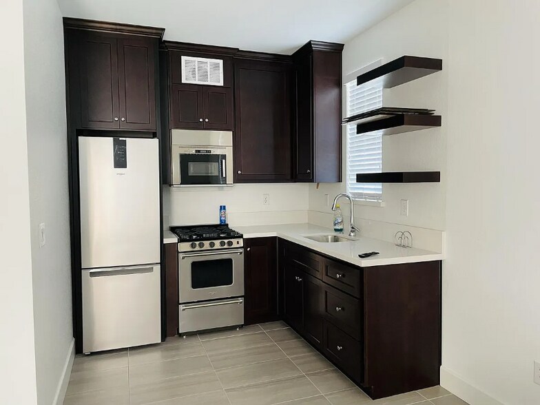 Building Photo - 169 Cider Cir