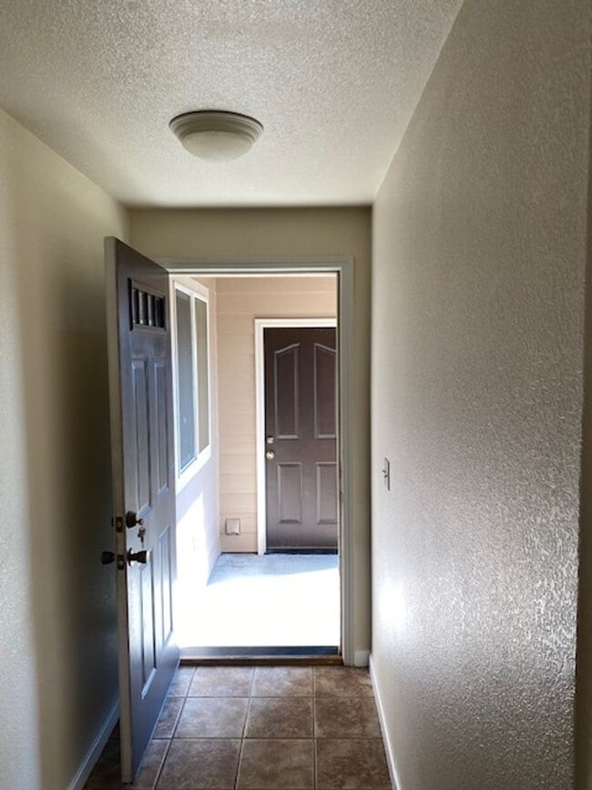 Building Photo - 2210-2214 ARLINGTON