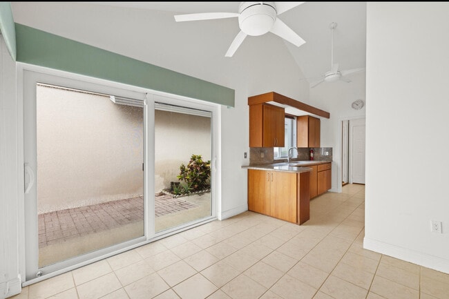 Building Photo - 187 Harbourside Cir