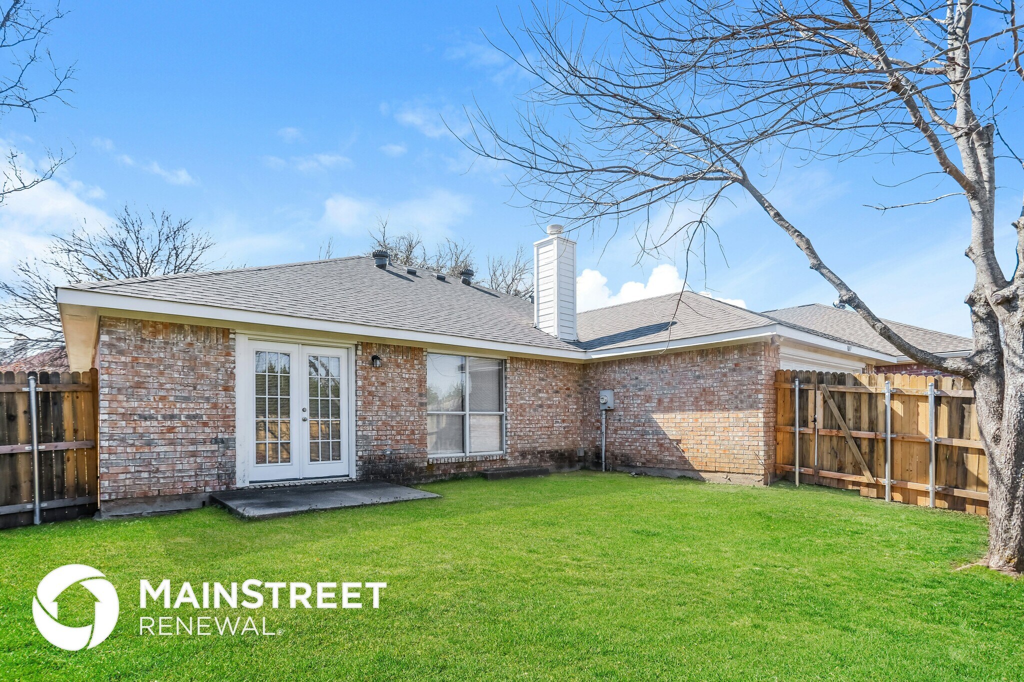 Building Photo - 1017 Glencrest Dr