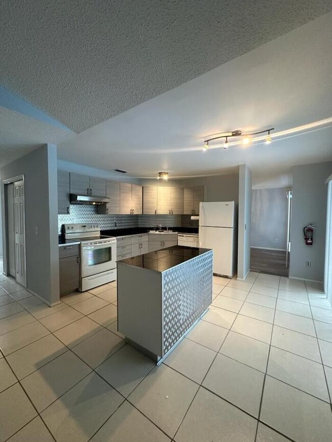 Building Photo - 1145 John Ridge Ct