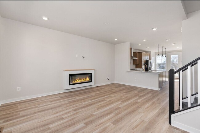 Building Photo - New Construction - 3 bed, 3 bath Townhome in the City