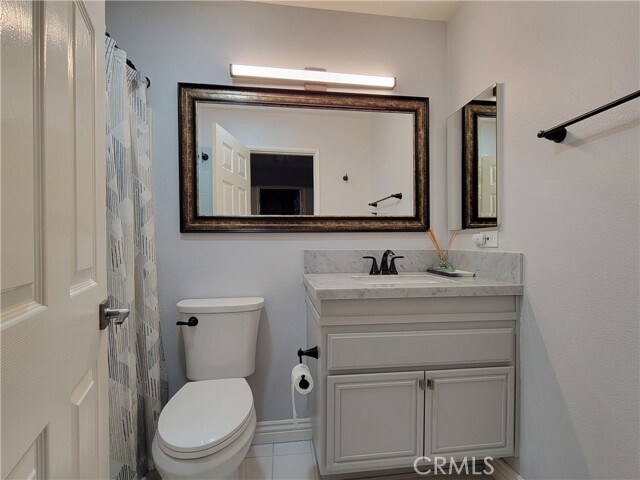 Building Photo - 17 Destiny Way