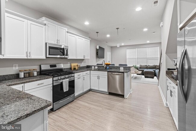 Building Photo - 7537 Crowley St