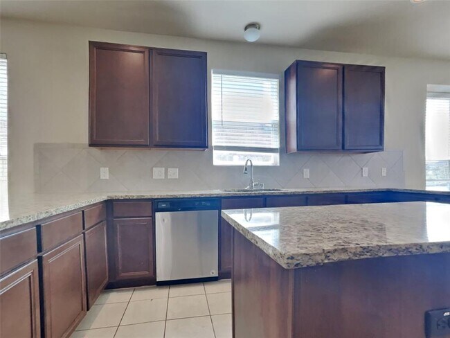 Building Photo - 24819 Alberti Sonata Dr