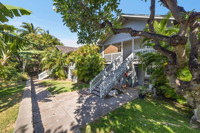 Building Photo - Fully Remodeled 2-Bedroom, 2-Bath Condo – Keonekai Villages #27-105