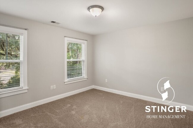 Building Photo - 16 Gadwall Dr W