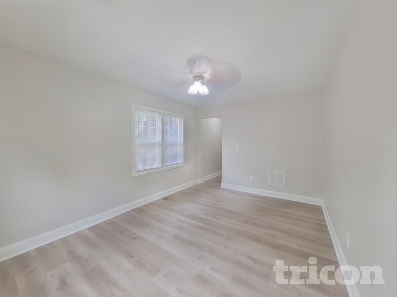 Building Photo - 717 West Blvd