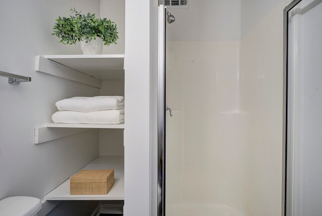 Floorplan - 200-206 S Boone St