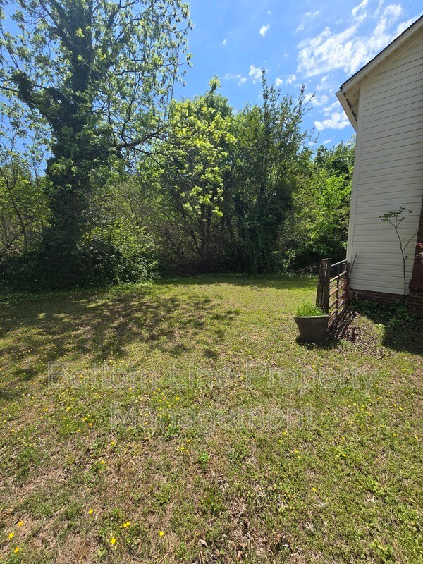 Building Photo - 184 Cabarrus Ave E