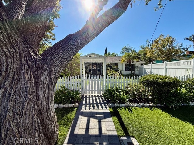 Building Photo - 22346 Burbank Blvd