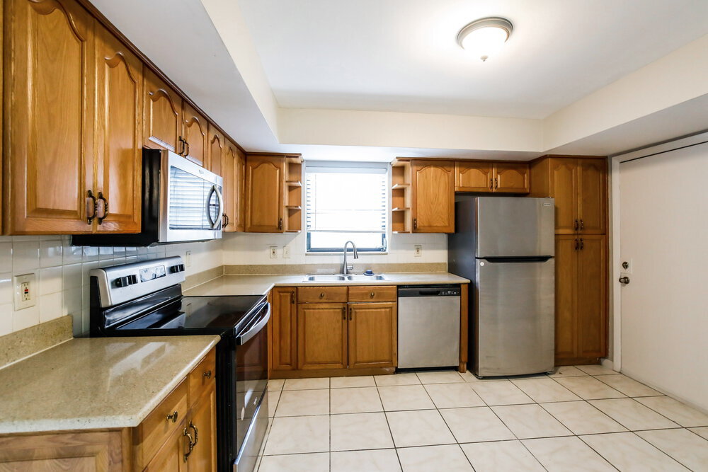 Building Photo - 5525 SW 118th Ave