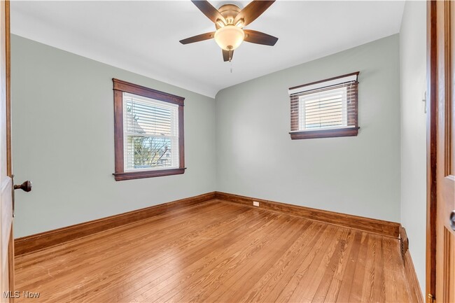 Building Photo - 1643 Wyandotte Ave