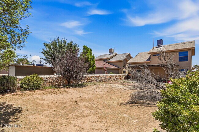 Building Photo - 3749 Leticia St