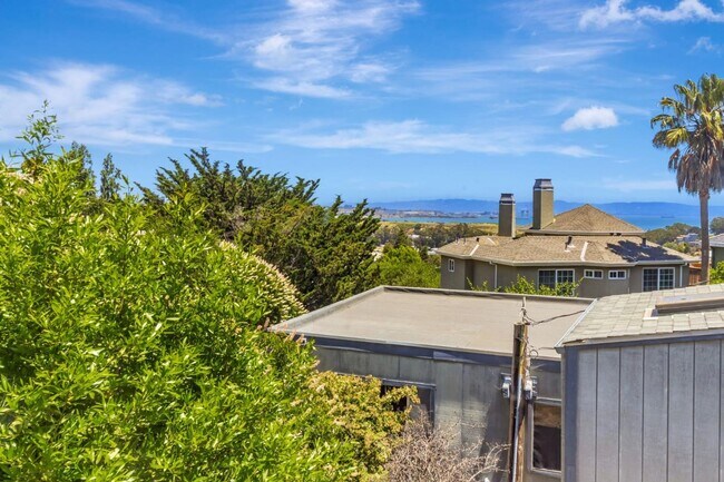 Building Photo - 21 San Benito Rd