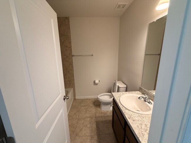 Building Photo - 17930 Turning Leaf Cir