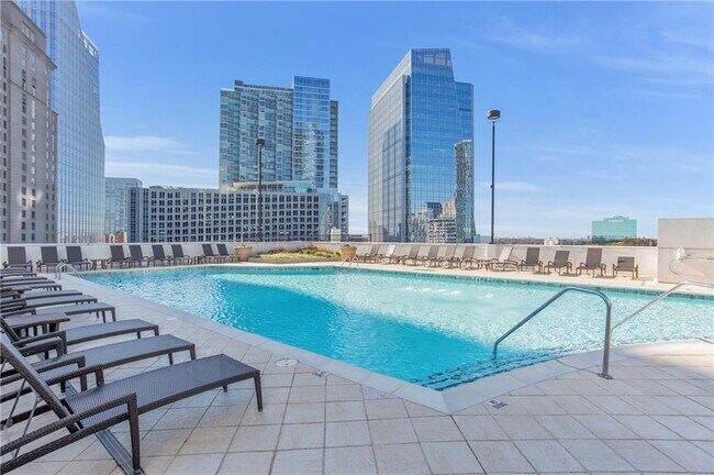 Building Photo - 3324 Peachtree Rd