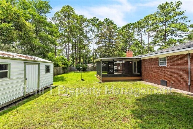 Building Photo - 2009 Bacon Park Dr