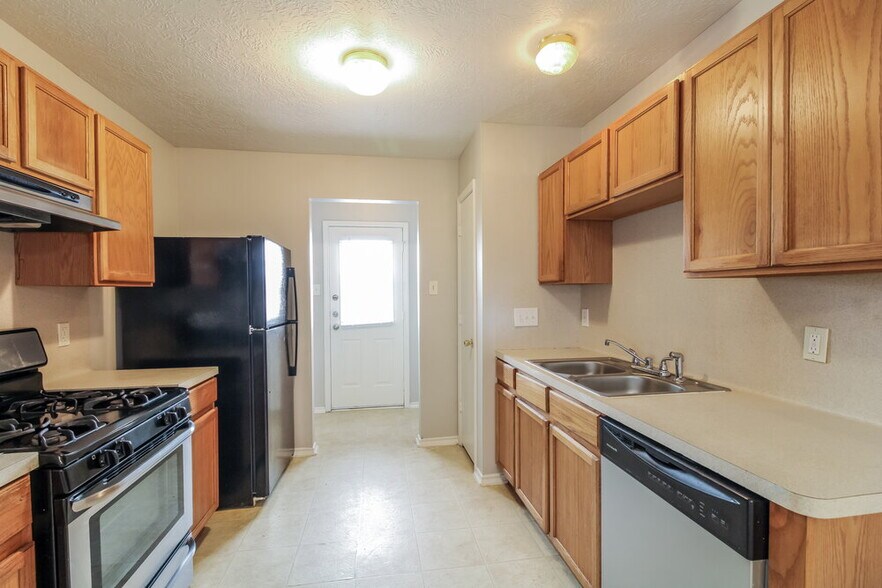 Building Photo - 1434 Glasholm Dr