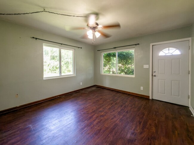 Building Photo - 10230 Agave Rd