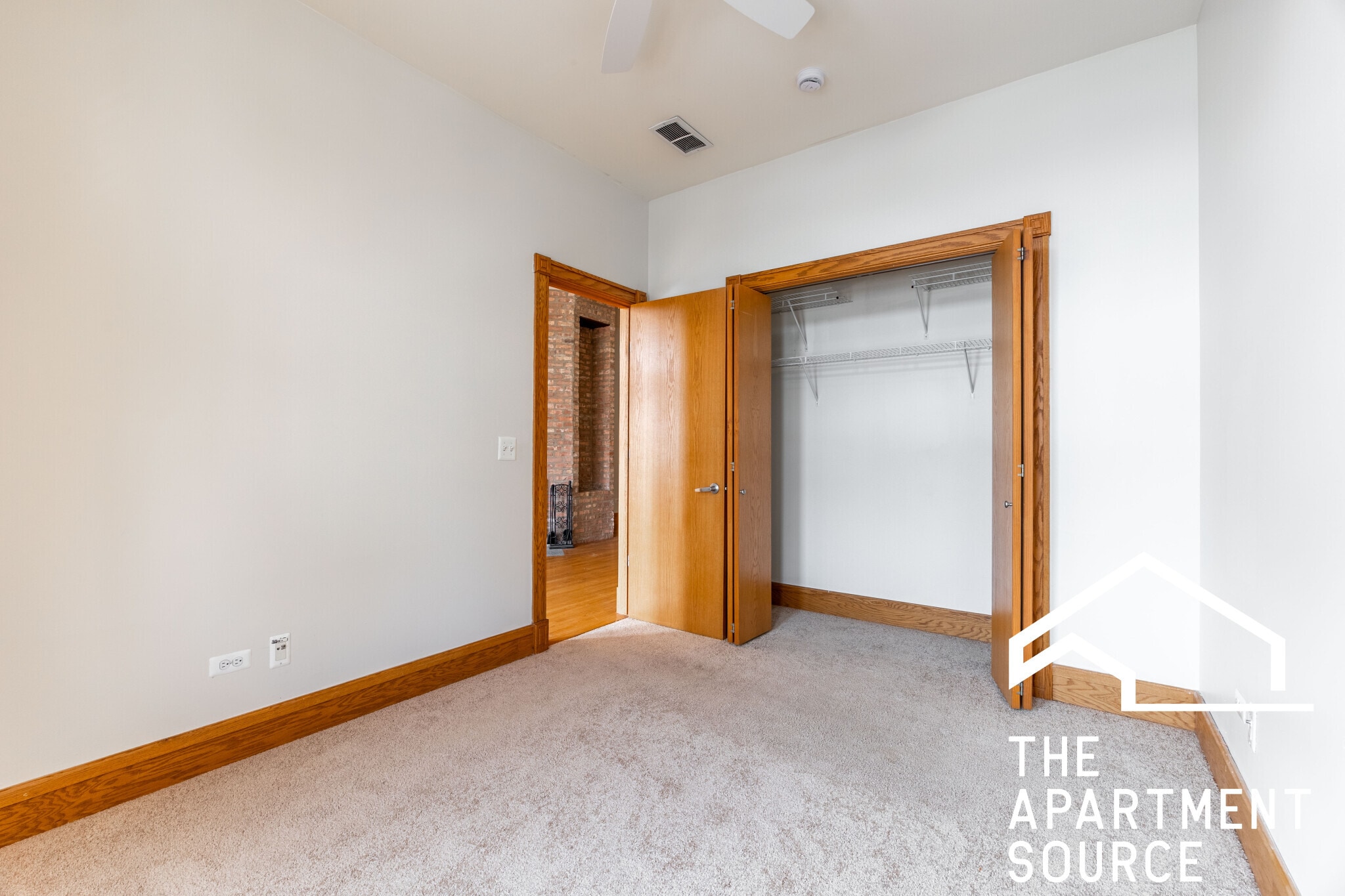 Building Photo - 1162 W Grand Ave