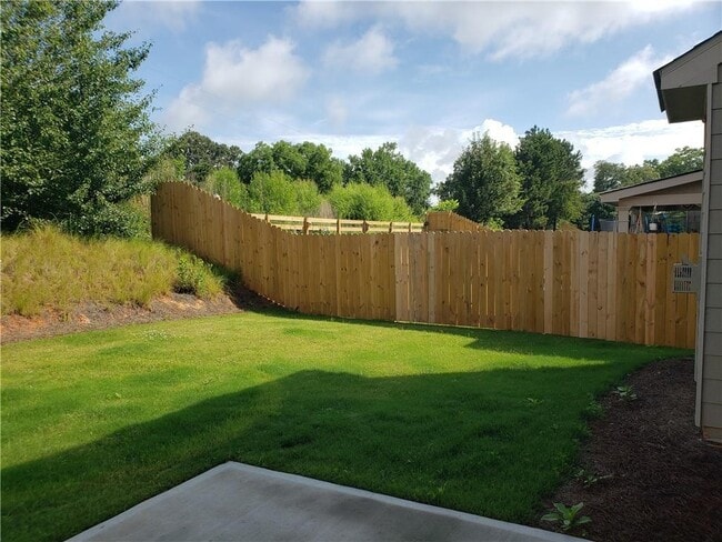 Building Photo - 6056 Fair Winds Cv