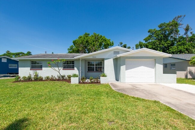 Building Photo - 5600 Bayou Grande Blvd NE
