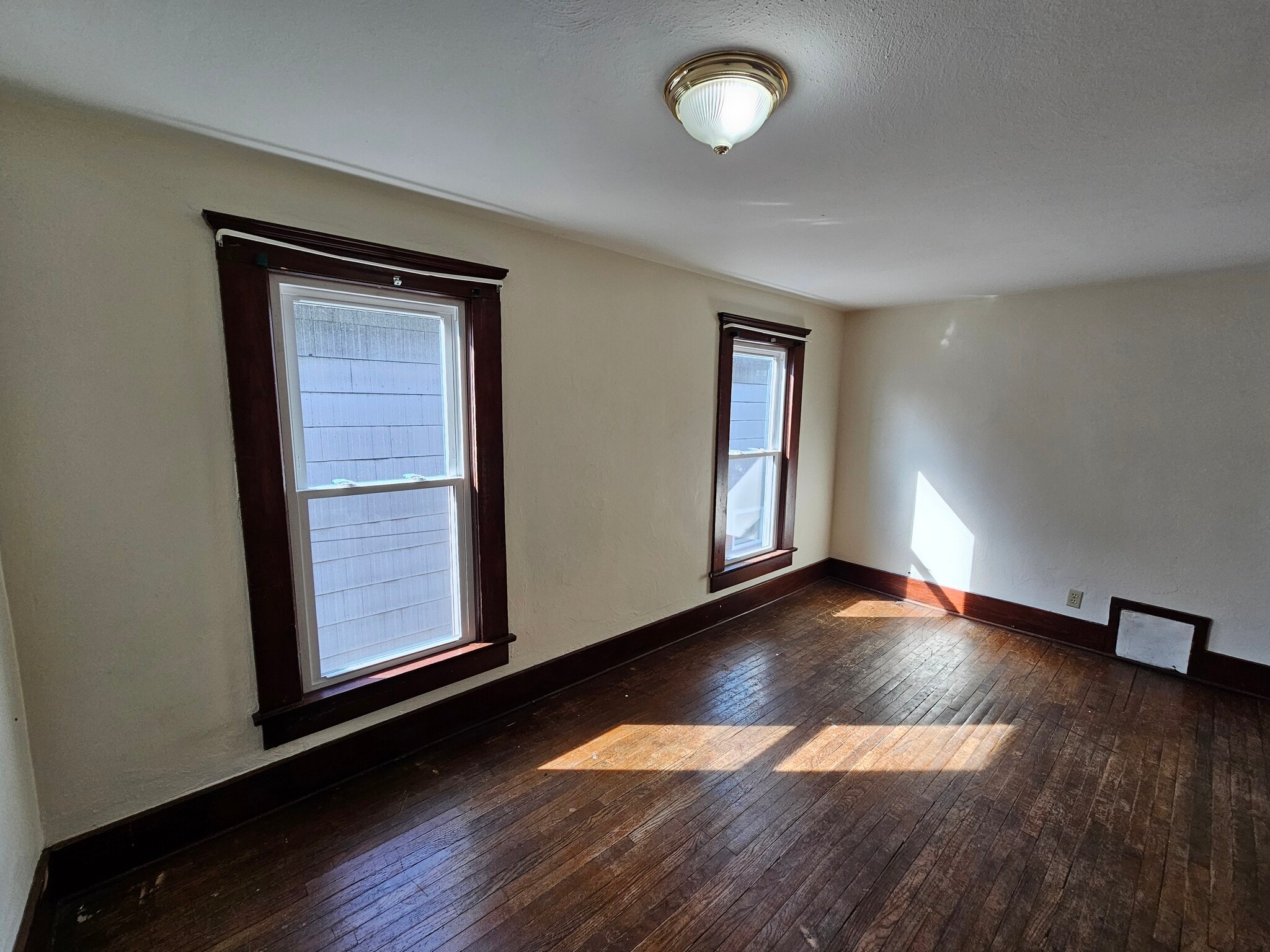 Bedroom 2 - 106 Cherry St