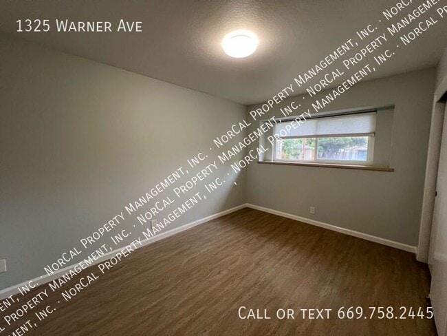 Building Photo - 1325 Warner Ave
