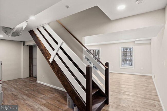 Building Photo - 140 Sage Blvd