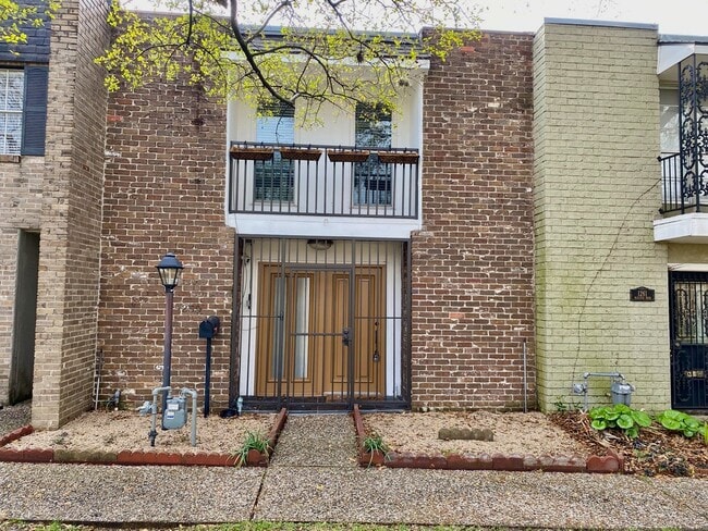 Building Photo - 1259 Blalock Rd